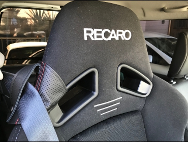SUZUKI�@�W���j�[�@JB23�@MT�ԁ@�Ɂ@RECARO�i���J���j�@SR-7F�@GK100�@BK/BK�@�A�[�����X�g�t���@����