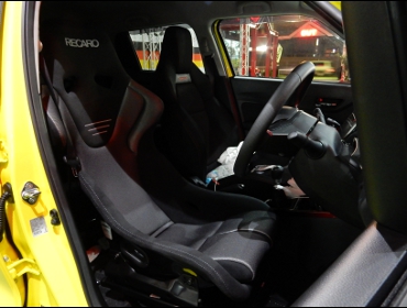 SUZUKI�@�X�C�t�g�X�|�[�c�@ZC33S�@�Ɂ@RECARO�i���J���j�@TS-G�@GK�@BK/SIL�@����