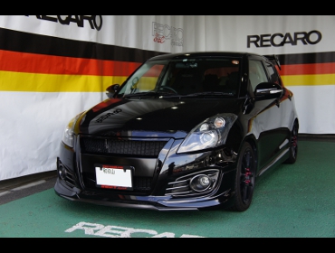 SUZUKI�@�X�C�t�g�X�|�[�c�@ZC32S�@�Ɂ@RECARO�i���J���j�V�[�g����