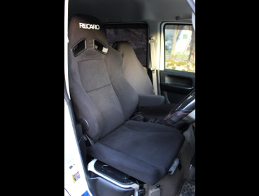 RECARO�i���J���V�[�g�j�@SUZUKI�@�G�u���B�@DA64V�@�Ɂ@RECARO�i���J���j�@SR-7F�@KK100�@BK�@�A�[�����X�g�t���@����