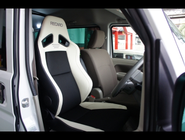 SUZUKI�@�G�u���B�@DA17V�@2017�N�@�Ɂ@RECARO�i���J���j�@SR-7F�@Lassic�@���@�V�[�g�q�[�^�[�t���@�A�[�����X�g�t���@����