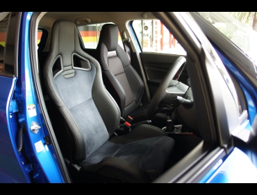 RECARO�i���J���V�[�g�j�@SUZUKI�@�X�C�t�g�@ZC33S�@�Ɂ@�X�|�[�c�X�^�[CL100H�@����