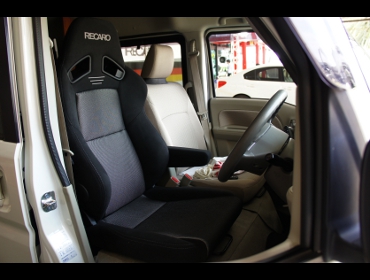 SUZUKI�@�G�u���[���S���@DA17W�@�Ɂ@RECARO�i���J���j�@SR-7F�@GK100�@BK/SIL�@�A�[�����X�g�t���@����