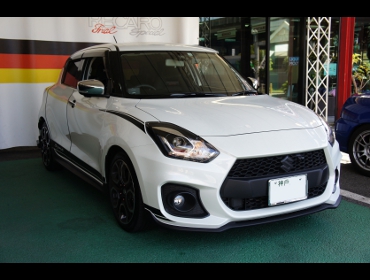 SUZUKI�@�X�C�t�g�X�|�[�c�@ZC33S�i2015�N�j�Ɂ@RECARO�i���J���j�V�[�g����