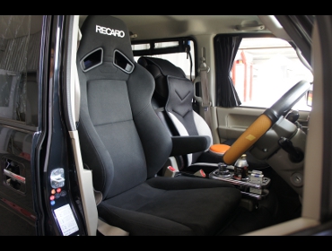 RECARO�i���J���V�[�g�j�@SUZUKI�@�G�u���B�@DA64W�i2007�N�j�@�Ɂ@RECARO�i���J���j�@SR-7F�@KK100�@BK�@�A�[�����X�g�t���@����