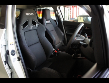 RECARO�i���J���V�[�g�j�@SUZUKI�@�X�C�t�g�X�|�[�c�@ZC33S�i2018�N�j�@�Ɂ@RECARO�i���J���j�@SR-7�@GK100�@BK/BK�@�V�[�g�q�[�^�[�t���@����