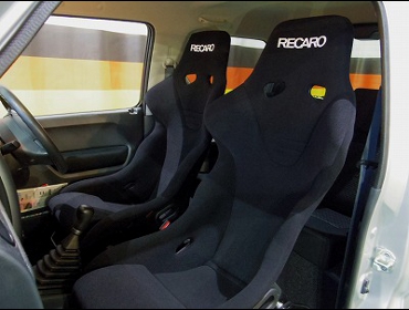SUZUKI�@�W���j�@JB23�@MT�ԁ@�Ɂ@RECARO�i���J���j�@RS-GE�@�~2�r�@����