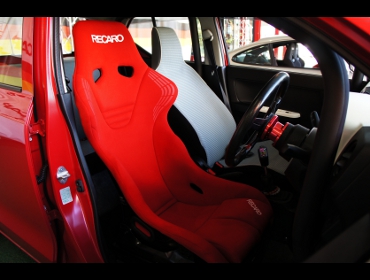 SUZUKI�@�A���g�@HA36S�i2018�N�j�@�Ɂ@RECARO�i���J���j�@RS-GS�@RED�@����