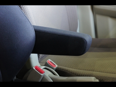 SUZUKI�@�G�u���B�@DA17V�i2016�N�j�@�Ɂ@RECARO�i���J���j�@SR-7F�@KK100�@BK�@�A�[�����X�g�t���@����