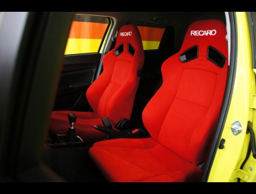 SUZUKI�@�X�C�t�g�X�|�[�c�@ZC33S�i2018�N�j�@�Ɂ@RECARO�i���J���j�@SR-7F�@KK100�@RED�@�~2�r�@����