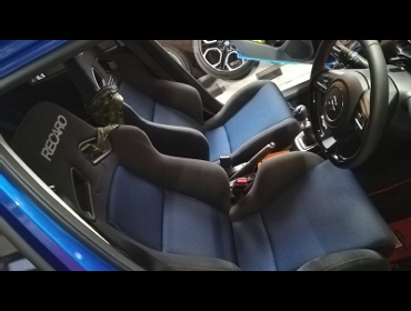 RECARO�i���J���V�[�g�j�@SUZUKI�@�X�C�t�g�X�|�[�c�@ZC33S�@�Ɂ@RECARO�i���J���j�@SR-7�@SK100�@BK/�u���[�@���@SR-7F�@GK100�@BK/�u���[�@����