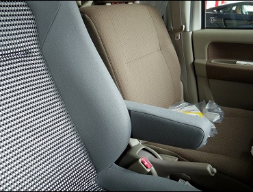 SUZUKI�@�G�u���B�@DA64V�i2006�N�j�@�Ɂ@RECARO�i���J���j�@LX-F�@IN110�@�O���C�@�A�[�����X�g�t���@����