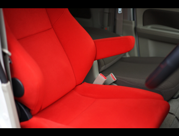 SUZUKI�@�G�u���B�@���S���@DA17W�@�Ɂ@RECARO�i���J���j�@SR-7F�@KK100�@RED�@�A�[�����X�g�t���@����