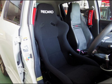 SUZUKI�@�X�C�t�g�X�|�[�c�@ZC31S�i2006�N�j�@�Ɂ@RECARO�i���J���j�@SP-G�@�|�[���|�W�V�����@����