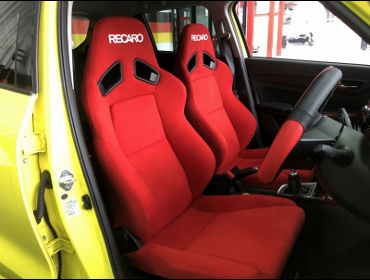 SUZUKI�@�X�C�t�g�X�|�[�c�@ZC33S�i2018�N�j�@�Ɂ@RECARO�i���J���j�@SR-7�@KK100�@RED�@�~���E�@����