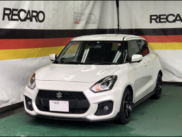 SUZUKI�@�X�C�t�g�@ZC33S�@�Ɂ@RECARO�i���J���j�@SR-7�@����@�A�h�o���X�G�f�B�V����2019�@RED�@����