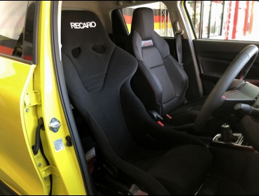 SUZUKI�@�X�C�t�g�X�|�[�c�@ZC33S�i2019�N�j�@�Ɂ@RECARO�i���J���j�@RS-GE�@�V�[�g�q�[�^�[�t���@����