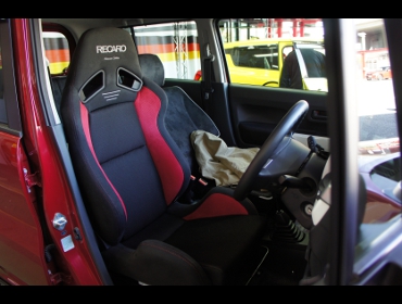 SUZUKI�@�n�X���[G�@5MT�@MR31S�i2018�N�j�@�Ɂ@RECARO�i���J���j�@SR-7�@����@�A�h�o���X�G�f�B�V����2019�@RED�@����