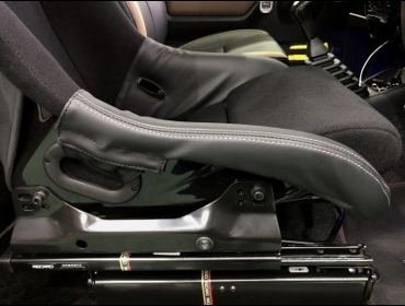 SUZUKI�@�W���j�[�@JB23�@10�^�@�Ɂ@RECARO�i���J���j�@RS-GE�@�V�[�g�q�[�^�[�t���@����