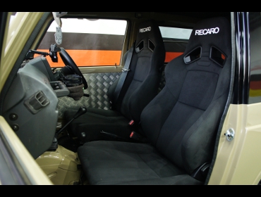 SUZUKI�@�W���j�[�@JA11�i1995�N�j�@�Ɂ@RECARO�i���J���j�@SR-7F�@KK100�@BK�@�~���E�@����