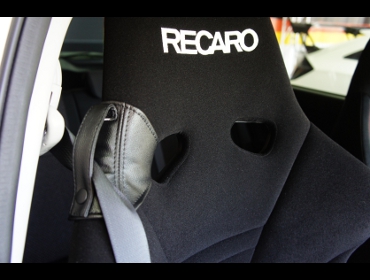 SUZUKI�@�X�C�t�g�X�|�[�c�@ZC33�@�Ɂ@RECARO�i���J���j�@RS-GE�@����