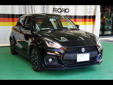 SUZUKI�@�X�C�t�g�X�|�[�c�@ZC33S�i2017�N�j�@�Ɂ@RECARO�i���J���j�@SR-7�@GK100�@BK/RED�@����