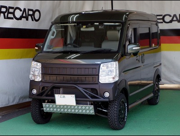 SUZUKI�@�G�u���B���S���@DA17W�i2019�N�j�@�Ɂ@RECARO�i���J���j�@SR-7F�@GK100�@BK/SIL�@�V�[�g�q�[�^�[�t���@����