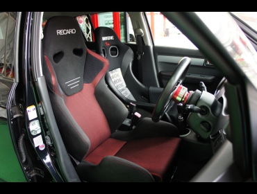 SUZUKI�@�X�C�t�g�X�|�[�c�@ZC31S�i2009�N�j�@�Ɂ@RECARO�i���J���j�@SR-6�@GK100S�@BK/RED�@����