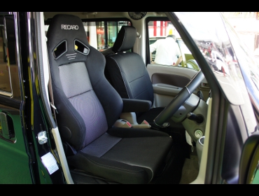 SUZUKI�@�G�u���B�@DA17V�i2020�N6���j�@�Ɂ@RECARO�i���J���j�@SR-7F�@GK100�@BK/SIL�@�A�[�����X�g�t���@����