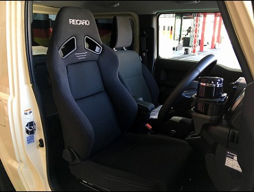 SUZUKI�@�W���j�[�@JB64�@�Ɂ@RECARO�i���J���j�@SRSR-7F�@GK100H�@BK/BK�@�V�[�g�q�[�^�[�t���@����