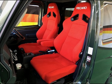 SUZUKI�@�X�[�p�[�L�����[�@DA16T�i2020�N�j�@�Ɂ@RECARO�i���J���j�@SR-7F�@KK100�@RED�@�~���E�@����