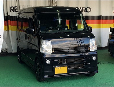 SUZUKI�@�G�u���B�@DA17V�i2017�N�j�@�Ɂ@RECARO�i���J���j�@SR-7F�@GK100�@BK/�u���[�@�A�[�����X�g�t���@����