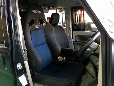 SUZUKI�@�G�u���B�@DA17V�i2017�N�j�@�Ɂ@RECARO�i���J���j�@SR-7F�@GK100�@BK/�u���[�@�A�[�����X�g�t���@����