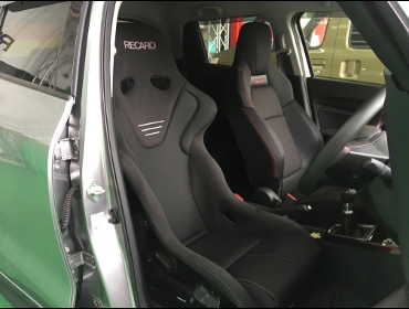 SUZUKI�@�X�C�t�g�X�|�[�c�@ZC33S�i2019�N�j�@�Ɂ@RECARO�i���J���j�@RS-G�@GK�@BK/BK�@�V�[�g�q�[�^�[�t���@����
