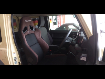 SUZUKI�@�W���j�[�V�G���@JB74�i2019�N�j�@�Ɂ@RECARO�i���J���j�@SR-7F�@GU100H�@�u���E���@�A�[�����X�g�t���@�V�[�g�q�[�^�[�t���@����