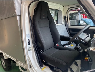 SUZUKI�@�L�����B�@DA16T�i2021�N�j�@�Ɂ@RECARO�i���J���j�@LX-F�@TR�@NN�@BK�@����