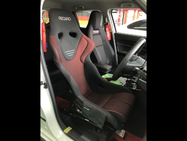 SUZUKI�@�X�C�t�g�X�|�[�c�@ZC33S�@�Ɂ@RECARO�i���J���j�@RS-G�@GK�@BK/RED�@����