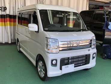 SUZUKI�@�G�u���B���S���@DA17W�@�Ɂ@RECARO�i���J���j�@SR-7F�@GK100�@BK/RED�@����