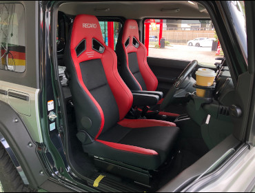 SUZUKI�@�W���j�[�@JB64�i2020�N�j�@�Ɂ@RECARO�i���J���j�@SR-7F�@GU100H�@�u���E���@�V�[�g�q�[�^�[�t���@����