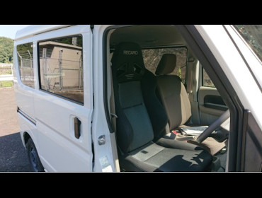 SUZUKI�@�G�u���B�o���@DA17V�@�Ɂ@RECARO�i���J���j�@SR-7F�@GK100�@BK/SIL�@�V�[�g�q�[�^�[�t���@����