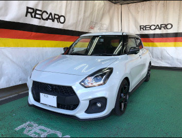 SUZUKI�@�X�C�t�g�@ZC33S�@�Ɂ@RECARO�i���J���j�@SR-6�@GK100S�@BK/RED�@����