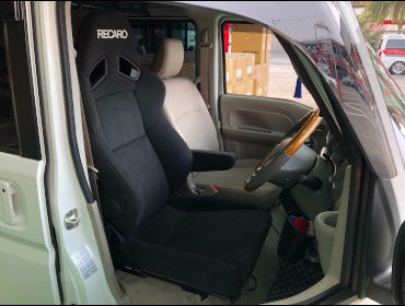 SUZUKI�@�G�u���B���S���@DA17W�i2022�N�j�@�Ɂ@RECARO�i���J���j�@SR-7F�@KK100�@BK�@�V�[�g�q�[�^�[�t���@�A�[�����X�g�t���@����