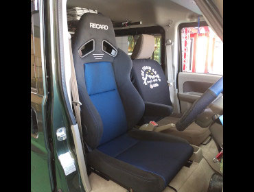 SUZUKI�@�G�u���B�@DA17V�i2021�j�@�Ɂ@RECARO�i���J���j�@SR-7F�@GK100�@BK/�u���[�@�A�[�����X�g�t���@����