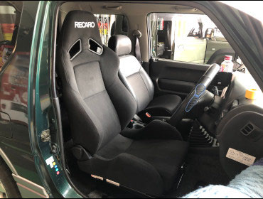 SUZUKI�@�W���j�[�@JB23�i2003�N�j�@�Ɂ@RECARO�i���J���j�@SR-7�@KK100�@BK�@����