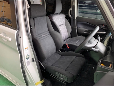 SUZUKI�@�\���I�@MA37S�i2022�N�j�@�Ɂ@RECARO�i���J���j�@�I���\�y�hAN220HV�@BK�@����