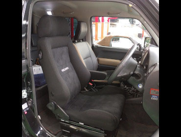 SUZUKI�@�W���j�[�V�G���@JB43W�i2018�N�j�@�Ɂ@RECARO�i���J���j�@�G���S���hD�@BK�@�V�[�g�q�[�^�[�t���@����