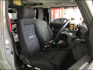 SUZUKI�@�W���j�[�@JB64�@MT�ԁi2021�N�j�@�Ɂ@RECARO�i���J���j�@�G���S���hMV�@BK�@�V�[�g�q�[�^�[�t���@����