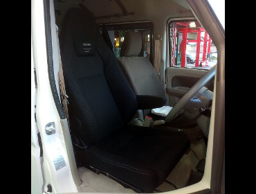 SUZUKI�@�G�u���B�@DA17�i2021�N�j�@�Ɂ@RECARO�i���J���j�@LX-F�@TR�@NN�@�A�[�����X�g�t���@����