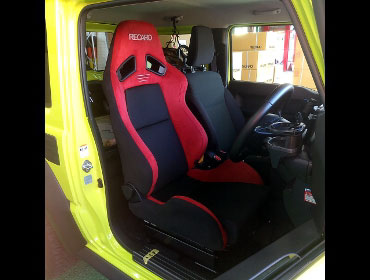 SUZUKI�@�W���j�[�V�G���@JB74W�i2020�N�j�@�Ɂ@RECARO�i���J���j�@SR-7�@GU100H�@RED�@�V�[�g�q�[�^�[�t���@����