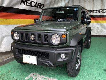 SUZUKI�@�W���j�[�@JB74W�i2022�N�j�@�Ɂ@RECARO�i���J���j�@SR-7F�@GK100�@BK/BK�@�V�[�g�q�[�^�[�t���@����